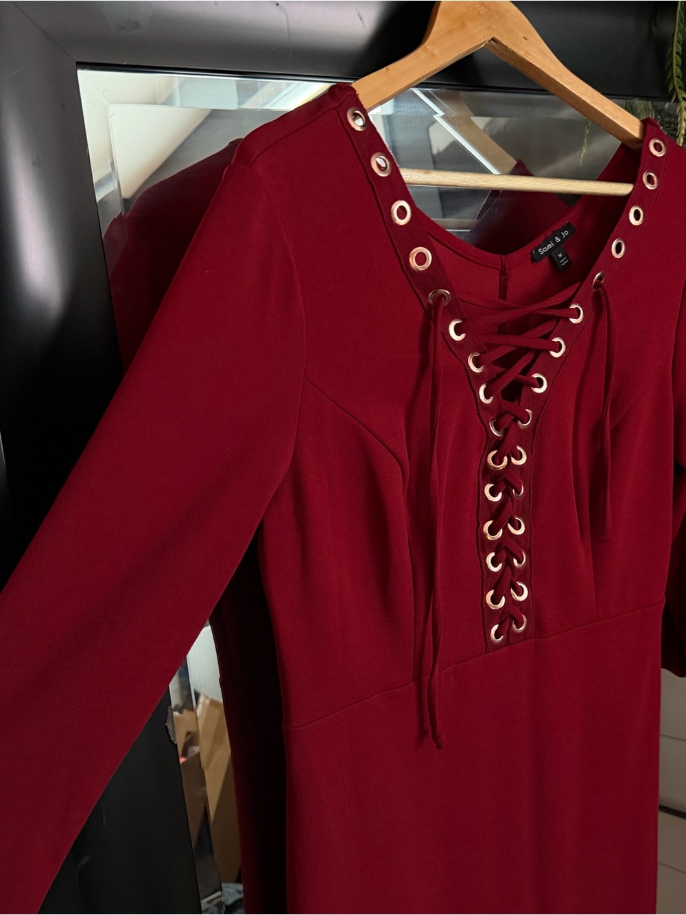Sami & Jo Burgundy Lace-Up Grommet Sheath Midi Dress Size M - Picture 6 of 14